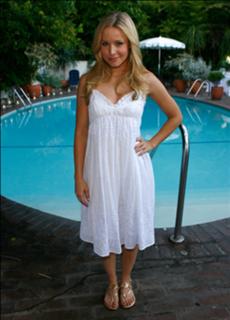 Kristen Bell feet photo thumbnail