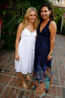 Kristen Bell feet photo thumbnail