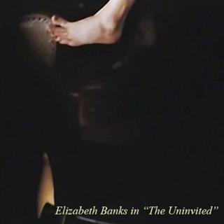 Elizabeth Banks feet photo thumbnail