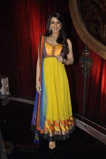 Sonali Bendre feet photo thumbnail