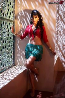 Jacqueline Fernandez feet photo thumbnail