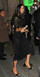 Famke Janssen feet photo thumbnail