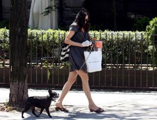 Famke Janssen feet photo thumbnail