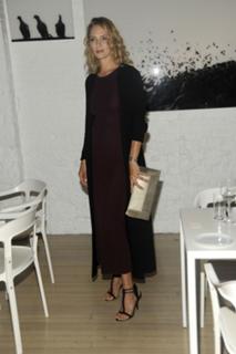Uma Thurman feet photo thumbnail