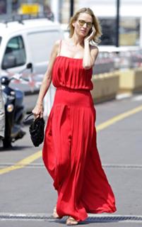 Uma Thurman feet photo thumbnail