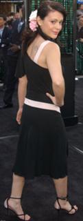 Alyssa Milano feet photo thumbnail