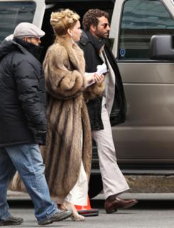Jennifer Lawrence feet photo thumbnail