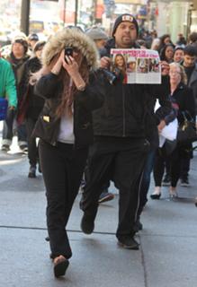 Amanda Bynes feet photo thumbnail