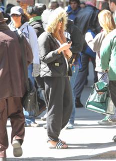 Amanda Bynes feet photo thumbnail