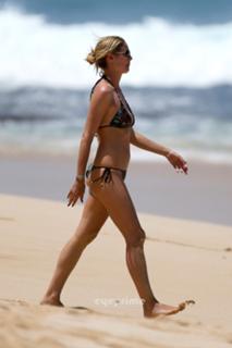 Heidi Klum feet photo thumbnail