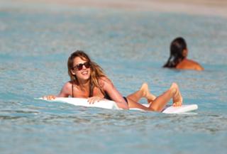 Jessica Alba feet photo thumbnail