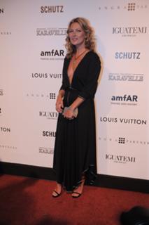 Kate Moss feet photo thumbnail