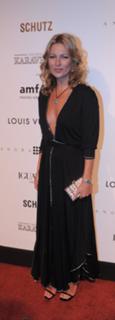 Kate Moss feet photo thumbnail