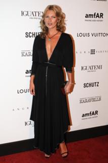 Kate Moss feet photo thumbnail