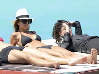 Nicole Richie feet photo thumbnail