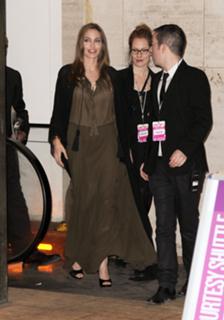 Angelina Jolie feet photo thumbnail