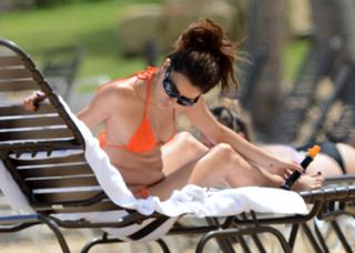 Eva Longoria feet photo thumbnail