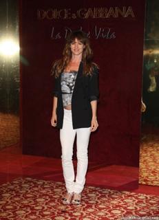 Juliette Lewis feet photo thumbnail
