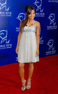 Christina Milian feet photo thumbnail