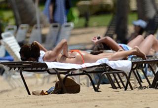 Eva Longoria feet photo thumbnail