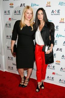Demi Moore feet photo thumbnail