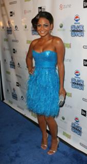 Christina Milian feet photo thumbnail