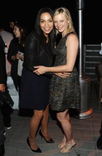 Amy Smart feet photo thumbnail