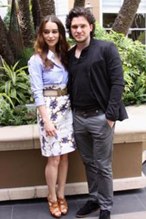 Emilia Clarke feet photo thumbnail