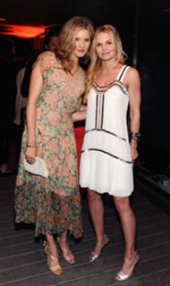 Jennifer Morrison feet photo thumbnail