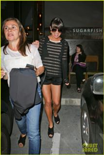 Lea Michele feet photo thumbnail
