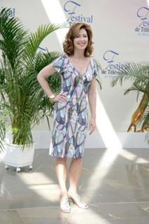 Dana Delany feet photo thumbnail