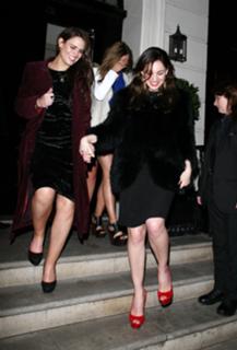 Kelly Brook feet photo thumbnail