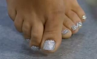 Holly Willoughby feet photo thumbnail