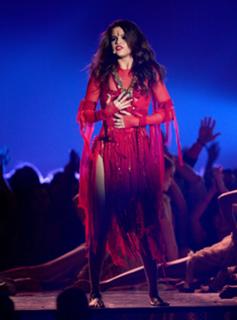 Selena Gomez feet photo thumbnail