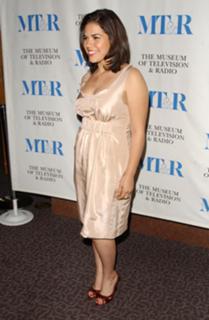 America Ferrera feet photo thumbnail