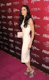 Demi Moore feet photo thumbnail