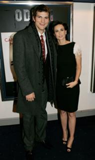 Demi Moore feet photo thumbnail