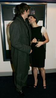 Demi Moore feet photo thumbnail