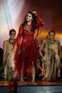 Selena Gomez feet photo thumbnail