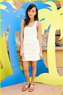 Ashley Madekwe feet photo thumbnail
