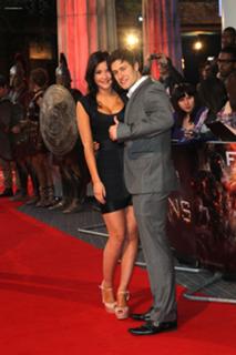 Jacqueline Jossa feet photo thumbnail