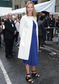 Uma Thurman feet photo thumbnail