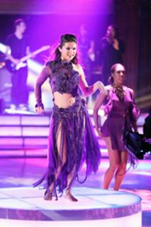 Selena Gomez feet photo thumbnail