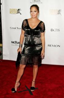 Jennifer Lopez feet photo thumbnail