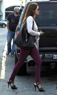 Brooke Burke feet photo thumbnail