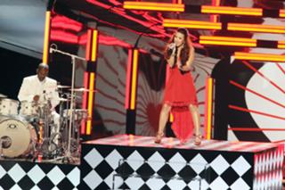 Demi Lovato feet photo thumbnail