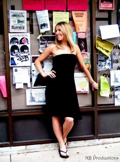 Nikki Glaser feet photo 1