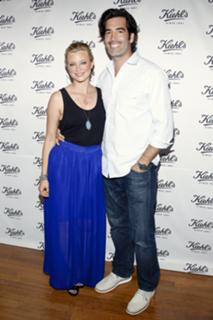 Amy Smart feet photo thumbnail