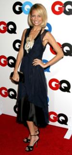 Nicole Richie feet photo thumbnail