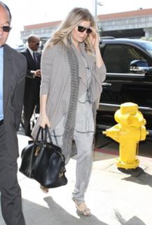 Fergie feet photo thumbnail